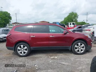 2016 Chevrolet Traverse LT with VIN 1GNKRGKD5GJ241409, listed as a IAAI auction lot 42151146 with 98,338 mi miles. Bid and sale history available at carsss.com. Image 13.