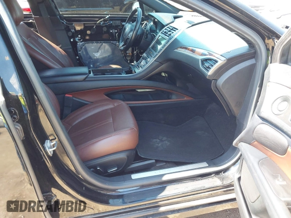 2017 Lincoln MKZ Reserve z VIN 3LN6L5E97HR650179, wystawiony jako IAAI lot #42366592 z przebiegiem 98 224 mil mil oraz . Historia ofert i sprzedaży dostępna na DreamBid. Obrazek 5.