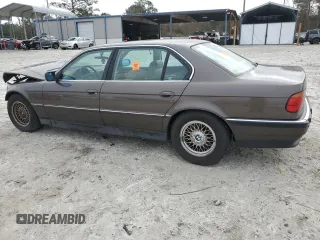 1997 BMW 7 Series 740il with VIN WBAGJ8325VDM01757, listed as a Copart auction lot 85734614 with 190,453 mi miles and Non Repairable. Bid and sale history available at carsss.com. Image 2.