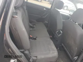 2023 Volkswagen Tiguan S z VIN 3VVRB7AX5PM038208, wystawiony jako Copart lot #44760825 z przebiegiem 33 661 mil mil oraz Szkoda całkowita • Salvage title. Historia ofert i sprzedaży dostępna na DreamBid. Obrazek 11.