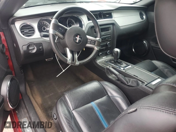 2013 Ford Mustang V6 with VIN 1ZVBP8AM2D5278022, listed as a Copart auction lot 61308145 with 96,275 mi miles and Salvage title. Bid and sale history available at DreamBid. Image 8.