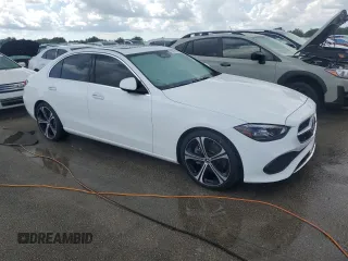 2024 Mercedes-Benz C 300 z VIN W1KAF4GB2RR182736, wystawiony jako Copart lot #73939294 z przebiegiem Nie podano mil oraz Szkoda całkowita • Salvage title. Historia ofert i sprzedaży dostępna na DreamBid. Obrazek 4.