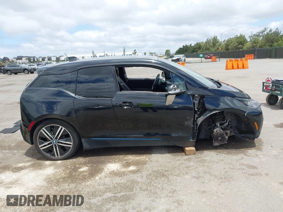 2017 BMW i3 z VIN WBY1Z8C5XHV889564, wystawiony jako IAAI lot #42239516 z przebiegiem 54 400 mil mil oraz . Historia ofert i sprzedaży dostępna na DreamBid. Obrazek 14.