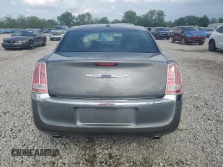 2011 Chrysler 300 C z VIN 2C3CK6CT8BH573845, wystawiony jako Copart lot #56337545 z przebiegiem 89 332 mil mil oraz Szkoda całkowita • Salvage title. Historia ofert i sprzedaży dostępna na DreamBid. Obrazek 6.