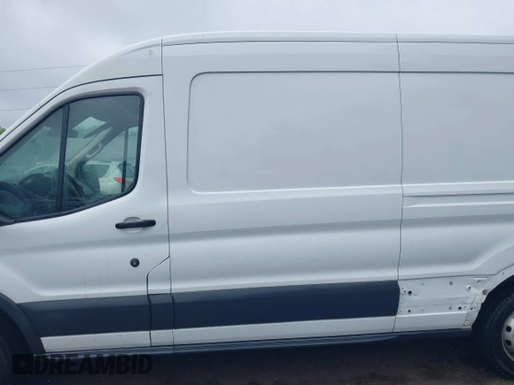 2016 Ford Transit с VIN 1FTYE2CM7GKA06309, выставлен на аукционе IAAI как лот 42212650 с пробегом 309 520 миль миль и . История ставок и продаж доступна на DreamBid. Изображение 15.