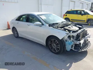 2014 Lincoln MKZ z VIN 3LN6L2G9XER812698, wystawiony jako IAAI lot #42112325 z przebiegiem 144 227 mil mil oraz . Historia ofert i sprzedaży dostępna na DreamBid. Obrazek 1.