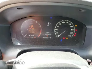 2025 Honda HR-V EX-L z VIN 3CZRZ2H73SM102221, wystawiony jako Copart lot #56303925 z przebiegiem 15 566 mil mil oraz Szkoda całkowita • Salvage title. Historia ofert i sprzedaży dostępna na DreamBid. Obrazek 9.
