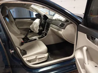 2019 Volkswagen Passat 2.0T Wolfsburg Edition with VIN 1VWLA7A30KC008917, listed as a IAAI auction lot 40791328 with 63,747 mi miles. Bid and sale history available at carsss.com. Image 5.