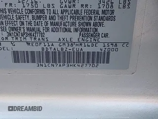 2017 Nissan Versa SV z VIN 3N1CN7AP3HK427702, wystawiony jako IAAI lot #41741711 z przebiegiem 146 889 mil mil oraz . Historia ofert i sprzedaży dostępna na DreamBid. Obrazek 9.
