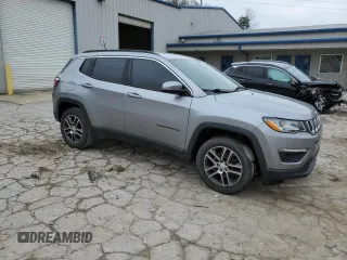2018 Jeep Compass Latitude z VIN 3C4NJDBB9JT162173, wystawiony jako Copart lot #52852985 z przebiegiem 115 497 mil mil oraz Szkody całkowita. Historia ofert i sprzedaży dostępna na DreamBid. Obrazek 4.