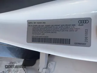 2024 Audi e-tron GT Premium Plus z VIN WAUFJBFW6R7004635, wystawiony jako IAAI lot #41409251 z przebiegiem 7718 mil mil oraz . Historia ofert i sprzedaży dostępna na DreamBid. Obrazek 9.