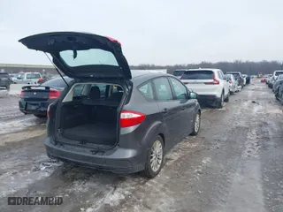 2016 Ford C-Max Hybrid SE with VIN 1FADP5AU4GL100578, listed as a IAAI auction lot 41541249 with 243,956 mi miles. Bid and sale history available at carsss.com. Image 4.