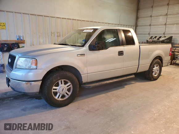 2006 Ford F-150 XL with VIN 1FTPX12V16FA64420, listed as a Copart auction lot 81628804 with 0 mi miles and Salvage Title. Bid and sale history available at carsss.com. Image 1.