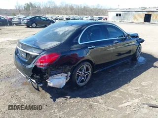 2020 Mercedes-Benz C 300 with VIN 55SWF8EBXLU333246, listed as a IAAI auction lot 41694582 with 28,685 mi miles and . Bid and sale history available at DreamBid. Image 4.