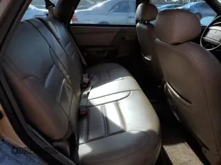 1993 Mercury Sable z VIN 1MELM5849PA655685, wystawiony jako Copart lot #85732984 z przebiegiem 98 081 mil mil oraz Tytuł czysty. Historia ofert i sprzedaży dostępna na DreamBid. Obrazek 10.