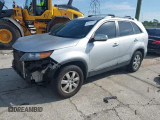 2011 Kia Sorento LX with VIN 5XYKTCA16BG187413, listed as a IAAI auction lot 42538874 with 162,002 mi miles and . Bid and sale history available at DreamBid. Image 2.