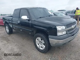 2005 Chevrolet Silverado 1500 Work Truck z VIN 2GCEK19V551223084, wystawiony jako IAAI lot #42232818 z przebiegiem 179 533 mil mil oraz . Historia ofert i sprzedaży dostępna na DreamBid. Obrazek 1.