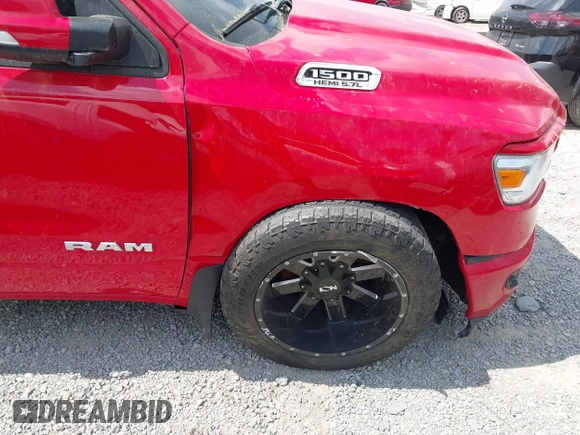 2020 Ram 1500 Big Horn z VIN 1C6SRFFT3LN301735, wystawiony jako IAAI lot #41954914 z przebiegiem 95 279 mil mil oraz . Historia ofert i sprzedaży dostępna na DreamBid. Obrazek 6.