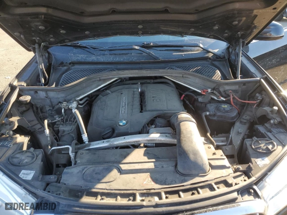 2015 BMW X5 xDrive35i with VIN 5UXKR0C50F0P16877, listed as a Copart auction lot 42285685 with 135,779 mi miles and Clean Title. Bid and sale history available at carsss.com. Image 12.