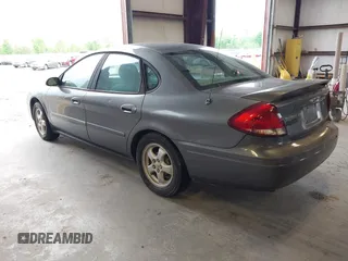 2005 Ford Taurus SE with VIN 1FAFP53U75A130186, listed as a IAAI auction lot 42155233 with 185,896 mi miles and . Bid and sale history available at carsss.com. Image 3.