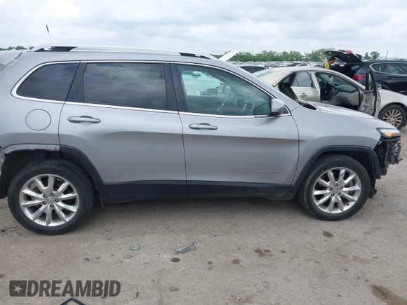 2017 Jeep Cherokee Limited with VIN 1C4PJLDB6HW521807, listed as a IAAI auction lot 42146399 with 46,487 mi miles and . Bid and sale history available at DreamBid. Image 13.