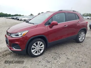 2020 Chevrolet Trax Premier with VIN 3GNCJRSB9LL186083, listed as a Copart auction lot 60251345 with 28,549 mi miles and Salvage title. Bid and sale history available at DreamBid. Image 1.