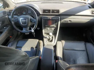 2007 Audi S4 z VIN WUARU78E87N907261, wystawiony jako Copart lot #73371764 z przebiegiem 70 932 mil mil oraz Szkody całkowita. Historia ofert i sprzedaży dostępna na DreamBid. Obrazek 8.