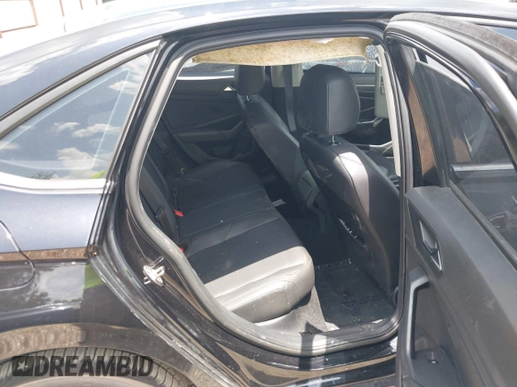 2019 Volkswagen Jetta SEL with VIN 3VWE57BU3KM226899, listed as a IAAI auction lot 42555853 with 88,624 mi miles and . Bid and sale history available at DreamBid. Image 8.