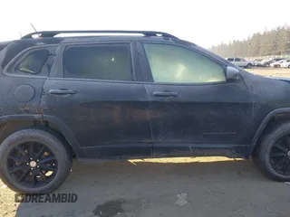 2014 Jeep Cherokee Latitude with VIN 1C4PJMCS7EW286546, listed as a IAAI auction lot 41398331 with 73,650 mi miles and . Bid and sale history available at DreamBid. Image 14.