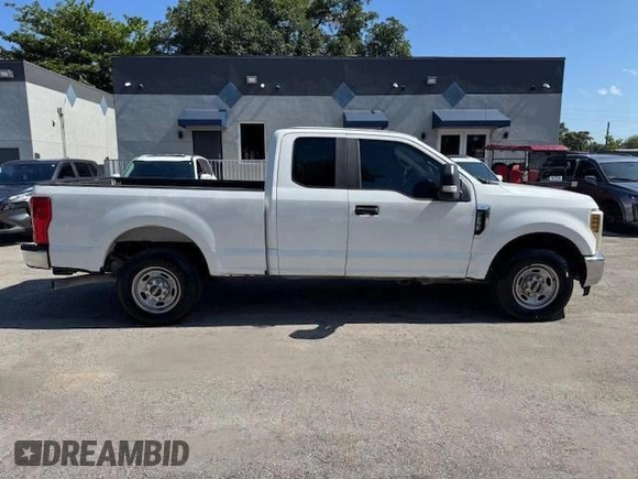 2019 Ford F-250 XL with VIN 1FT7X2A6XKED16231, listed as a Copart auction lot 65517465 with 107,278 mi miles and Non repairable. Bid and sale history available at DreamBid. Image 13.