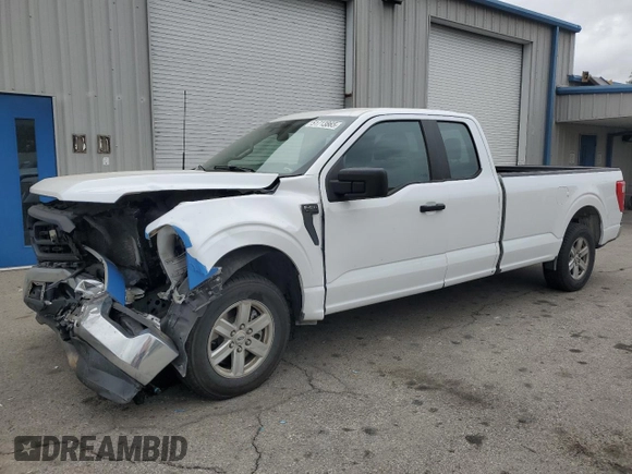 2022 Ford F-150 XL z VIN 1FTEX1CP1NKE04226, wystawiony jako Copart lot #51713865 z przebiegiem 72 561 mil mil oraz Szkoda całkowita • Salvage title. Historia ofert i sprzedaży dostępna na DreamBid. Obrazek 1.