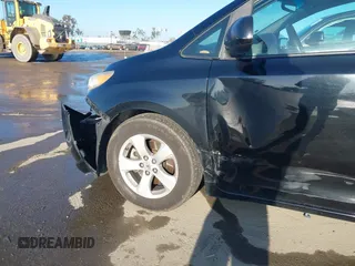 2015 Toyota Sienna LE AAS with VIN 5TDKK3DC2FS615423, listed as a IAAI auction lot 42218623 with 232,838 mi miles and . Bid and sale history available at DreamBid. Image 17.