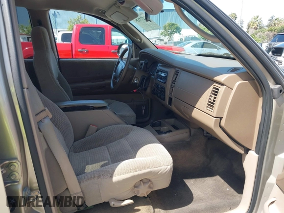 2003 Dodge Durango SLT z VIN 1D4HS48N43F517701, wystawiony jako IAAI lot #42277135 z przebiegiem 135 521 mil mil oraz . Historia ofert i sprzedaży dostępna na DreamBid. Obrazek 5.