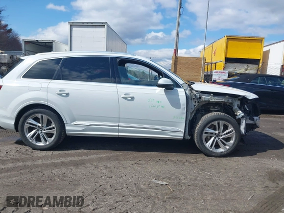 2021 Audi Q7 Premium with VIN WA1AXAF70MD021935, listed as a IAAI auction lot 41973986 with 54,267 mi miles. Bid and sale history available at carsss.com. Image 13.