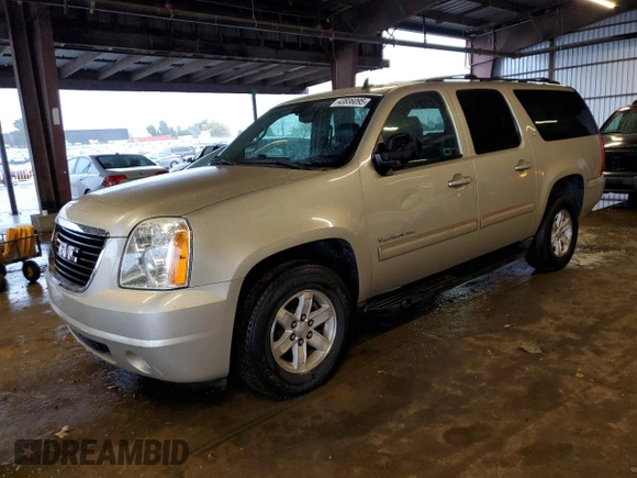 2013 GMC Yukon XL SLT with VIN 1GKS1KE07DR263067, listed as a Copart auction lot 43836095 with 386,986 mi miles and Clean Title. Bid and sale history available at DreamBid. Image 1.