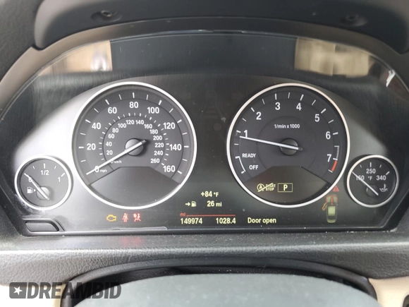 2015 BMW 3 Series 328i xDrive with VIN WBA3B5G58FNS15964, listed as a Copart auction lot 61783435 with 149,974 mi miles and Salvage title. Bid and sale history available at DreamBid. Image 9.