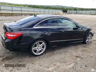 2013 Mercedes-Benz E 550 with VIN WDDKJ7DB9DF203083, listed as a Copart auction lot 66862624 with 84,264 mi miles and Salvage title. Bid and sale history available at DreamBid. Image 3.