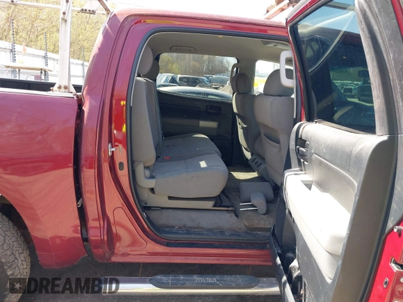 2007 Toyota Tundra SR5 with VIN 5TBDV54117S487602, listed as a IAAI auction lot 42106287 with 214,725 mi miles. Bid and sale history available at carsss.com. Image 8.