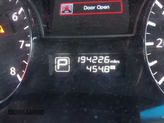 2015 Nissan Altima SL z VIN 1N4AL3AP5FC100679, wystawiony jako IAAI lot #41804490 z przebiegiem 194 226 mil mil oraz . Historia ofert i sprzedaży dostępna na DreamBid. Obrazek 7.
