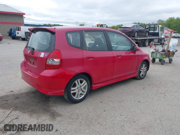 2008 Honda Fit Sport z VIN JHMGD38658S020529, wystawiony jako IAAI lot #42315310 z przebiegiem 196 146 mil mil oraz . Historia ofert i sprzedaży dostępna na DreamBid. Obrazek 4.