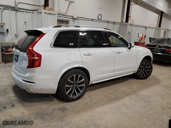 2018 Volvo XC90 Momentum with VIN YV4102PK4J1375017, listed as a Copart auction lot 50607525 with 125,218 mi miles and Non Repairable. Bid and sale history available at carsss.com. Image 3.