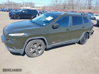 2017 Jeep Cherokee Latitude with VIN 1C4PJMCS3HW509282, listed as a IAAI auction lot 41754510 with 87,305 mi miles. Bid and sale history available at carsss.com. Image 19.