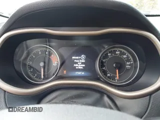 2018 Jeep Cherokee Limited with VIN 1C4PJMDXXJD515558, listed as a IAAI auction lot 40772264 with 171,347 mi miles. Bid and sale history available at carsss.com. Image 7.