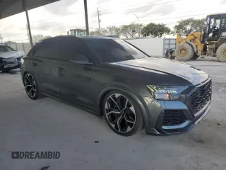 2023 Audi RS Q8 z VIN WU1ARBF19PD039360, wystawiony jako Copart lot #47538615 z przebiegiem 8 961 mil mil oraz Szkoda całkowita • Salvage title. Historia ofert i sprzedaży dostępna na DreamBid. Obrazek 4.