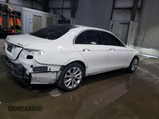 2019 Mercedes-Benz E-Class E 300 with VIN WDDZF4KB8KA548231, listed as a Copart auction lot 45130195 with 47,987 mi miles and Non Repairable. Bid and sale history available at carsss.com. Image 3.