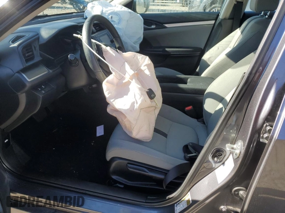 2020 Honda Civic LX z VIN 2HGFC2F65LH530300, wystawiony jako Copart lot #50333265 z przebiegiem 45 444 mil mil oraz Szkoda całkowita • Salvage title. Historia ofert i sprzedaży dostępna na DreamBid. Obrazek 7.