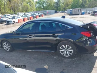 2024 Honda Civic LX z VIN 2HGFE2F29RH557001, wystawiony jako IAAI lot #41985449 z przebiegiem 17 386 mil mil oraz . Historia ofert i sprzedaży dostępna na DreamBid. Obrazek 14.