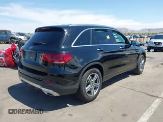 2021 Mercedes-Benz GLC 300 with VIN W1N0G8DB3MV296283, listed as a IAAI auction lot 42793090 with Not provided miles and . Bid and sale history available at DreamBid. Image 4.
