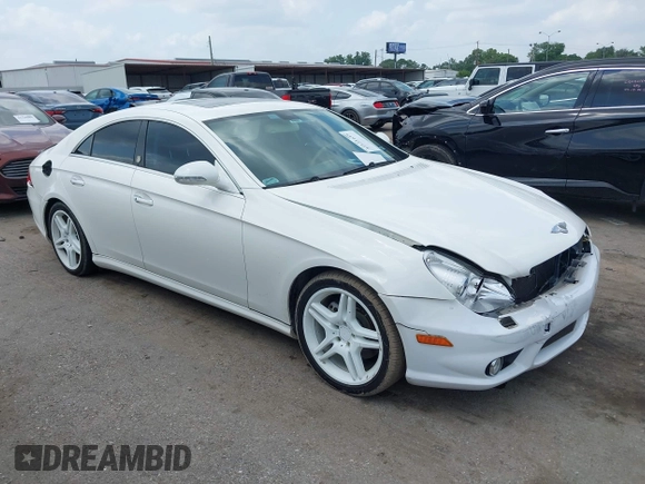 2006 Mercedes-Benz CLS 500 с VIN WDDDJ75X26A062201, выставлен на аукционе IAAI как лот 42121649 с пробегом 153 951 миль миль и . История ставок и продаж доступна на DreamBid. Изображение 1.