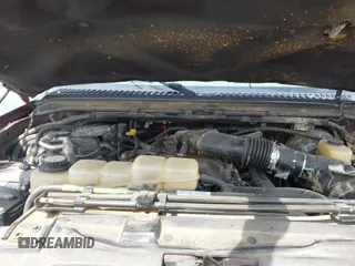 2001 Ford Excursion Limited z VIN 1FMNU43S01EC46254, wystawiony jako IAAI lot #42299190 z przebiegiem 194 638 mil mil oraz . Historia ofert i sprzedaży dostępna na DreamBid. Obrazek 10.